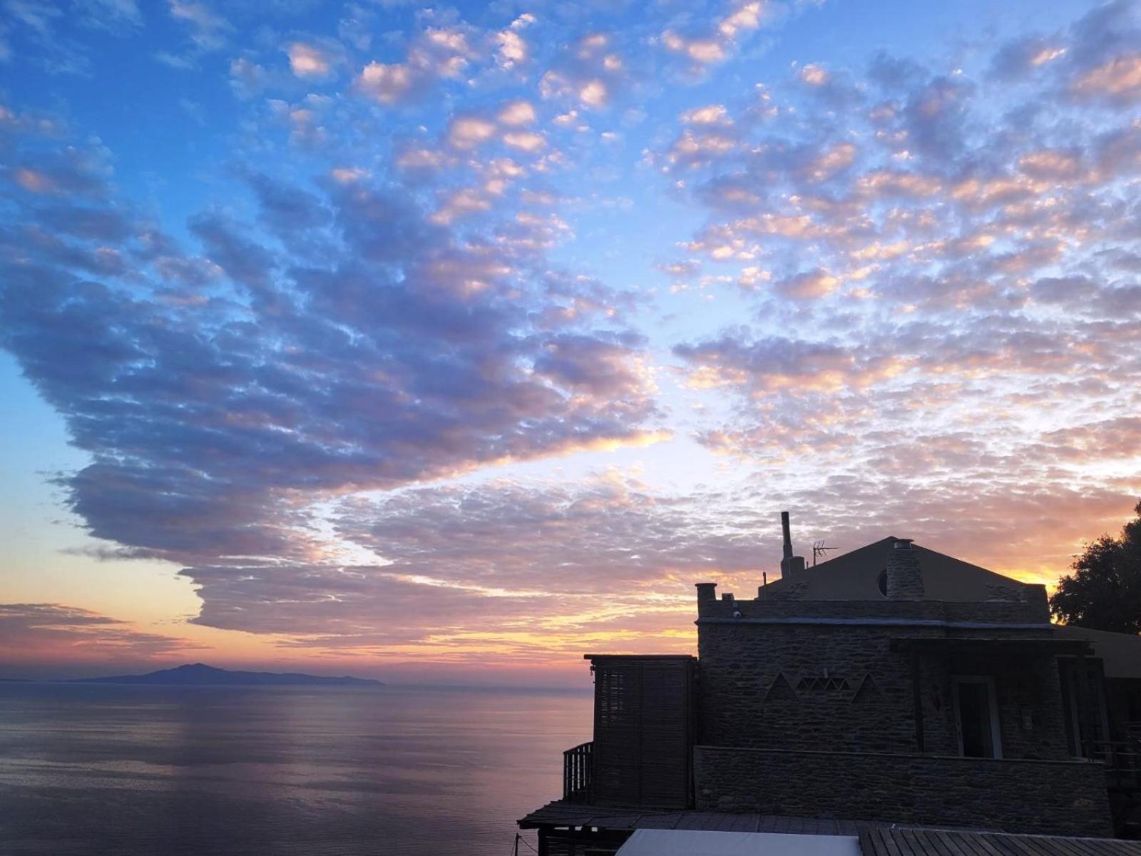 Aparthotel Aegean Castle Andros - Adults Only Agia Eleousa Esterno foto